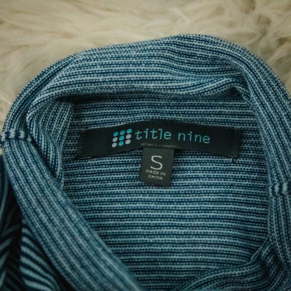 Title Nine Size Small S Blue Synergy Stripe Rolled Mock Neck Pullover Sweater - Picture 4 of 6